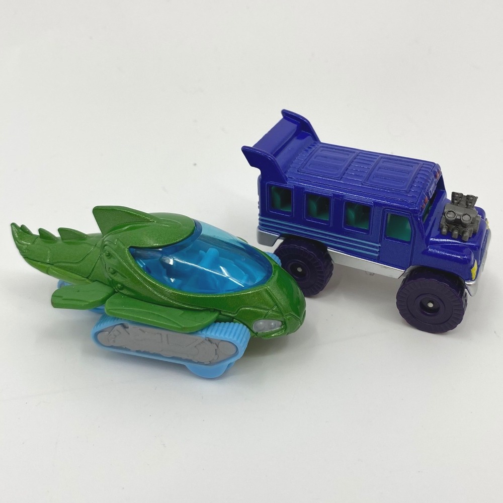 PJ Masks Gekko-Mobile and Night Ninja Bus Die-Cast Toy Vehicle Set Green Blue